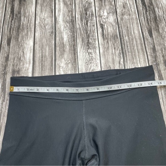 Nike Women's Short Leggings Bermuda Length Dri-Fit M Med Medium Black White - Picture 10 of 11